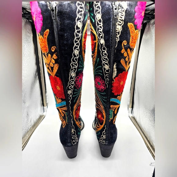 Artemis Colorful Embroidered Long Boots Size 39 - Picture 10 of 14